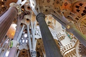 Sagrada Familia : architecte Antoni Gaudi-17