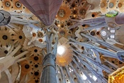 Sagrada Familia : architecte Antoni Gaudi-27